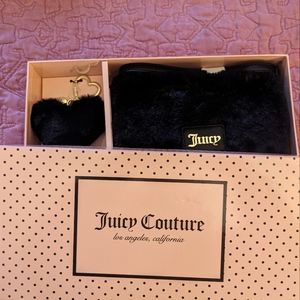 Juicy Couture purse and keychain set